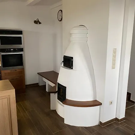 Vila Borbora Borhaz